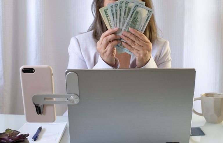 The Psychology of Online Hustles: Why Most People Quit Early