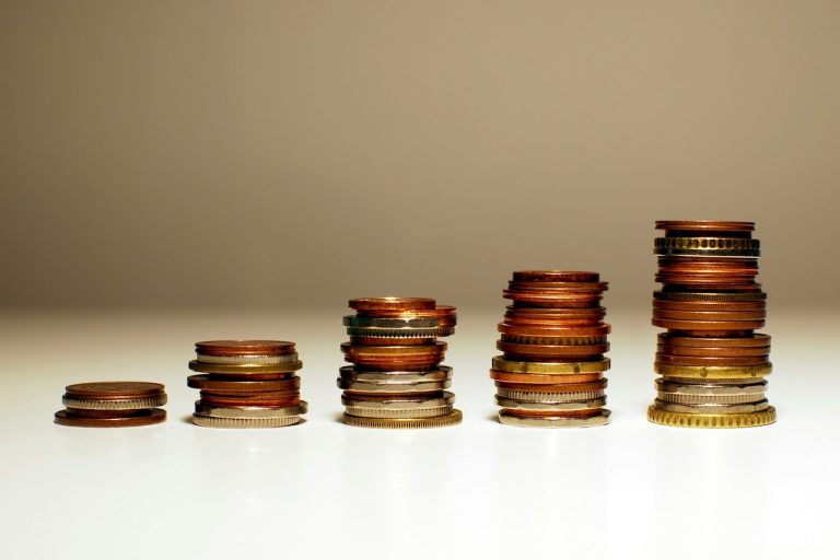 Is It Even Worth Investing Right Now? A Guide for Anyone Starting From Zero